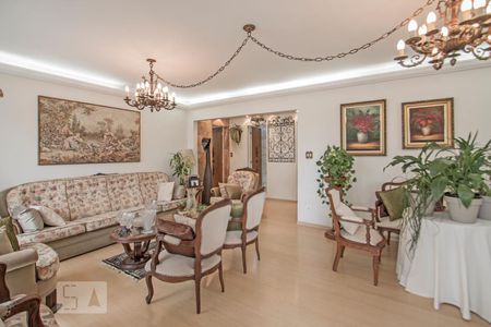 Apartamento à venda com 180m², 4 quartos e 2 vagas Apartamento à venda com 180m², 4 quartos e 2 vagasSala