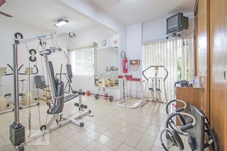 Apartamento à venda com 180m², 4 quartos e 2 vagas Apartamento à venda com 180m², 4 quartos e 2 vagasAcademia