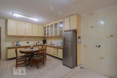 Casa à venda com 222m², 3 quartos e 4 vagasCozinha