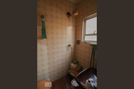 Casa à venda com 222m², 3 quartos e 4 vagasBanheiro de Serviço