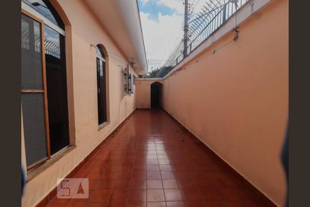 Casa à venda com 222m², 3 quartos e 4 vagasCorredor