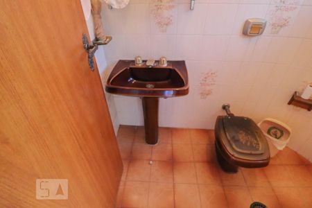 Casa à venda com 222m², 3 quartos e 4 vagasLavabo