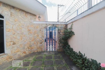 Casa à venda com 222m², 3 quartos e 4 vagasFachada