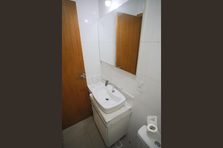 Suíte do Quarto 1 de casa para alugar com 1 quarto, 61m² em Embaré, Santos