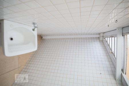 Casa para alugar com 35m², 1 quarto e 1 vagaÁrea de Serviço