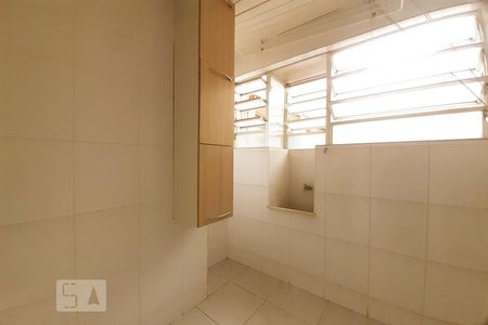 Apartamento à venda com 65m², 2 quartos e 1 vagaÁrea de Serviço
