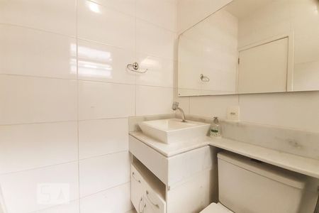Apartamento à venda com 65m², 2 quartos e 1 vagaBanheiro Social
