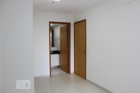 Quarto de apartamento para alugar com 1 quarto, 69m² em Taguatinga Sul (taguatinga), Brasília