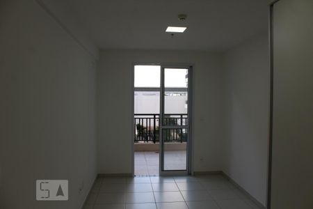 Quarto de apartamento para alugar com 1 quarto, 69m² em Taguatinga Sul (taguatinga), Brasília