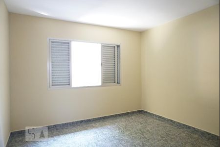 Quarto 1 de casa para alugar com 2 quartos, 70m² em Cidade Antônio Estêvão de Carvalho, São Paulo