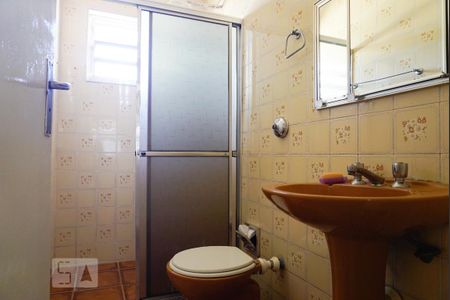 Casa para alugar com 70m², 2 quartos e 1 vaga Casa para alugar com 70m², 2 quartos e 1 vagaBanheiro