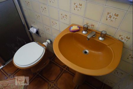 Casa para alugar com 70m², 2 quartos e 1 vaga Casa para alugar com 70m², 2 quartos e 1 vagaBanheiro