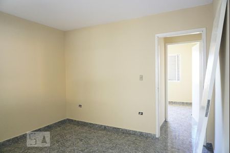 Quarto 1 de casa para alugar com 2 quartos, 70m² em Cidade Antônio Estêvão de Carvalho, São Paulo