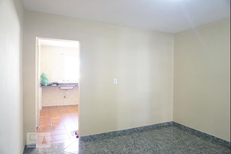 Sala de casa à venda com 2 quartos, 200m² em Cidade Antônio Estêvão de Carvalho, São Paulo