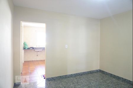 Sala de casa para alugar com 2 quartos, 70m² em Cidade Antônio Estêvão de Carvalho, São Paulo