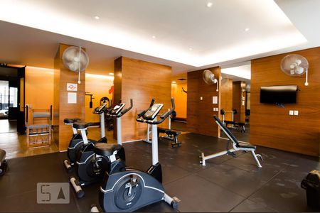 Apartamento para alugar com 40m², 1 quarto e 1 vaga Apartamento para alugar com 40m², 1 quarto e 1 vagaÁrea comum - Academia