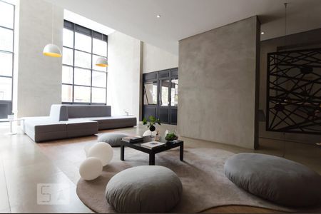 Apartamento para alugar com 40m², 1 quarto e 1 vaga Apartamento para alugar com 40m², 1 quarto e 1 vagaHall social