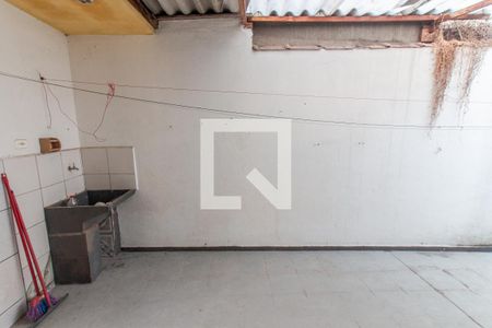 Casa para alugar com 35m², 1 quarto e sem vagaÁrea de Serviço e Quintal  
