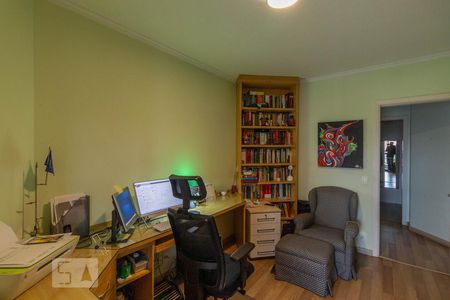 Apartamento à venda com 170m², 2 quartos e 3 vagasEscritório 2