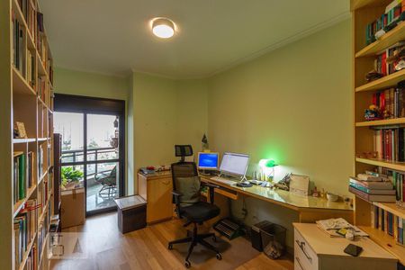 Apartamento à venda com 170m², 2 quartos e 3 vagasEscritório 2