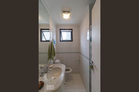 Apartamento à venda com 170m², 2 quartos e 3 vagasBanheiro de Suíte 1