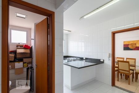 Apartamento para alugar com 95m², 3 quartos e 2 vagasCozinha