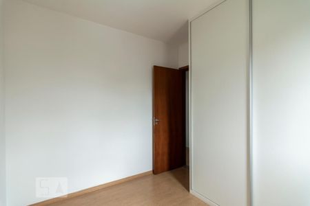 Apartamento para alugar com 95m², 3 quartos e 2 vagasQuarto 2