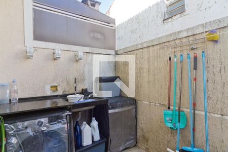 Casa de condomínio à venda com 100m², 2 quartos e 2 vagasÁrea de Serviço