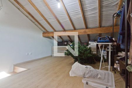 Casa de condomínio à venda com 100m², 2 quartos e 2 vagasSótão