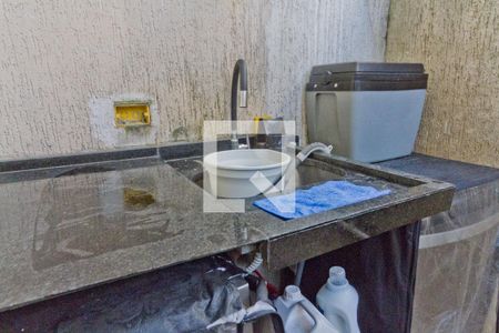 Casa de condomínio à venda com 100m², 2 quartos e 2 vagasÁrea de Serviço