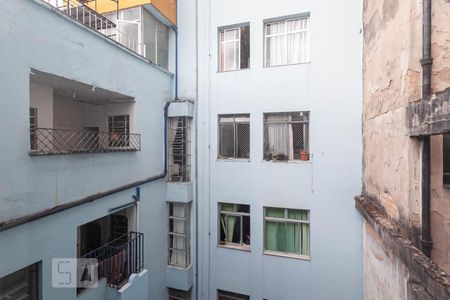 Vista do Quarto  de apartamento para alugar com 2 quartos, 65m² em Centro, Belo Horizonte