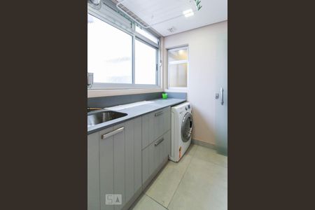 Apartamento à venda com 85m², 3 quartos e 1 vagaÁrea de Serviço