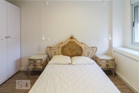 Suíte  de apartamento à venda com 3 quartos, 85m² em Indianópolis, São Paulo