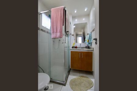 Apartamento à venda com 168m², 3 quartos e 1 vaga Apartamento à venda com 168m², 3 quartos e 1 vagaBanheiro da Suíte