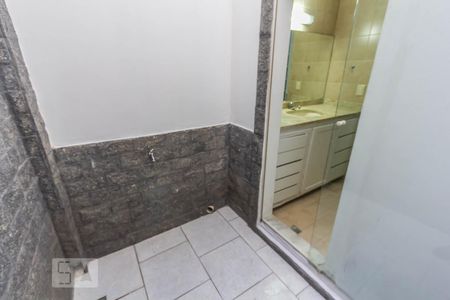 Casa de condomínio à venda com 269m², 4 quartos e 3 vagasSuíte Jardim de inverno