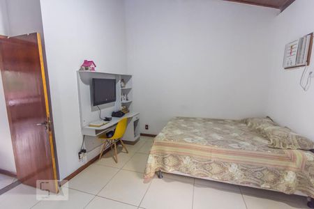 Casa de condomínio à venda com 269m², 4 quartos e 3 vagasQuarto 2