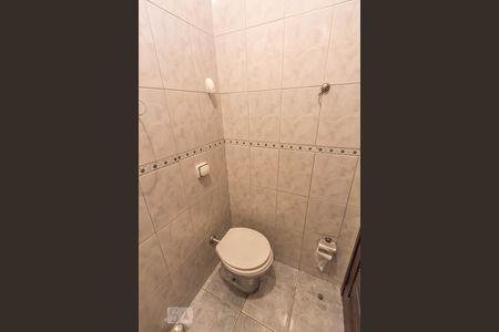 Casa de condomínio à venda com 269m², 4 quartos e 3 vagasLavabo