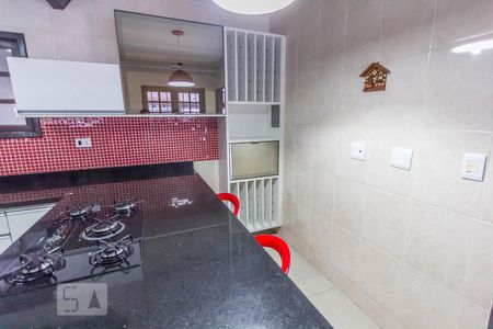 Casa de condomínio à venda com 269m², 4 quartos e 3 vagasCozinha 1