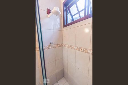 Casa de condomínio à venda com 269m², 4 quartos e 3 vagasBanheiro Social 1