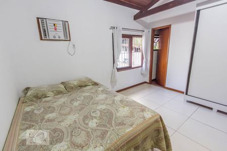 Casa de condomínio à venda com 269m², 4 quartos e 3 vagasQuarto 2