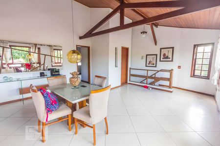 Casa de condomínio à venda com 269m², 4 quartos e 3 vagasSala 2