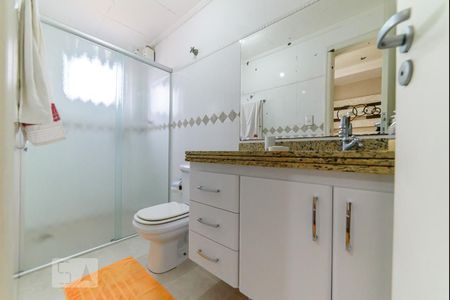 Apartamento à venda com 92m², 3 quartos e 2 vagas Apartamento à venda com 92m², 3 quartos e 2 vagasBanheiro da Suíte