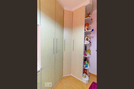 Apartamento à venda com 92m², 3 quartos e 2 vagas Apartamento à venda com 92m², 3 quartos e 2 vagasQuarto 1 - Armários