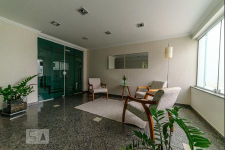 Apartamento à venda com 92m², 3 quartos e 2 vagas Apartamento à venda com 92m², 3 quartos e 2 vagasHall social