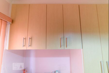 Apartamento à venda com 92m², 3 quartos e 2 vagas Apartamento à venda com 92m², 3 quartos e 2 vagasQuarto 1 - Armários