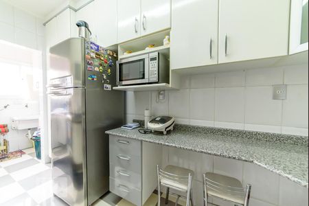 Apartamento à venda com 92m², 3 quartos e 2 vagas Apartamento à venda com 92m², 3 quartos e 2 vagasCozinha