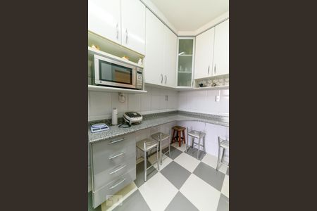 Apartamento à venda com 92m², 3 quartos e 2 vagas Apartamento à venda com 92m², 3 quartos e 2 vagasCozinha - Armários