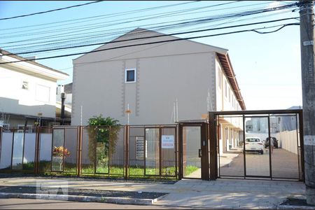 Casa à venda com 144m², 3 quartos e 2 vagasFachada