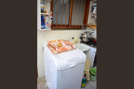 Casa à venda com 144m², 3 quartos e 2 vagasÁrea de Serviço