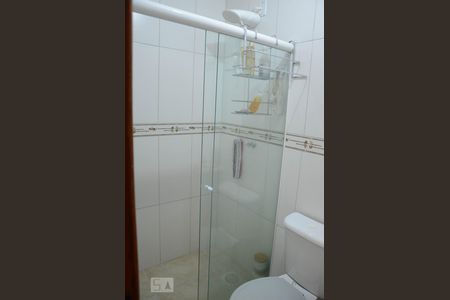 Casa à venda com 144m², 3 quartos e 2 vagasBanheiro